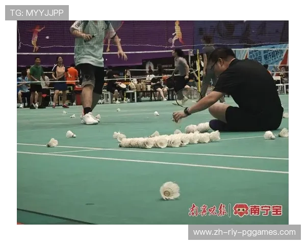 羽毛球俱乐部买球利润